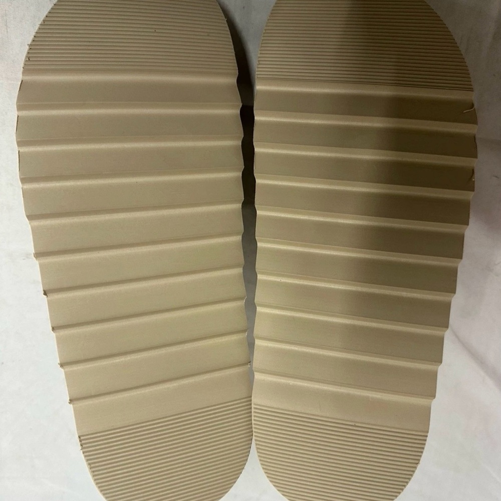 HUGO Syrax Slon Suede Mules Size 11 Light Beige .R14 - Picture 6 of 8